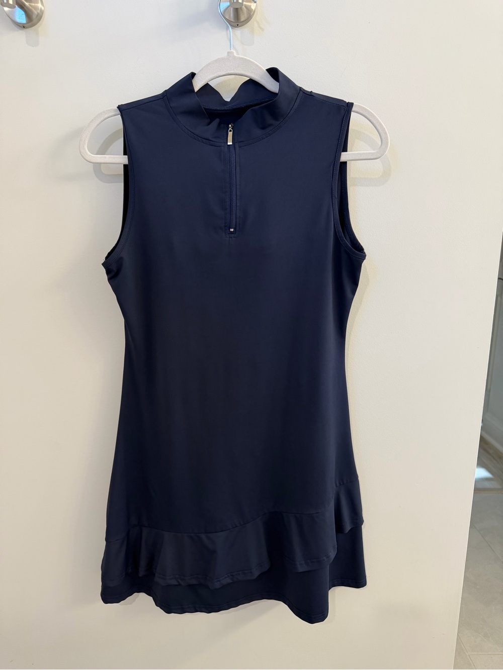 Viracy Golf/Tennis dress W/ detach shorts. Ruffle bottom- zip front. Sleeveless
